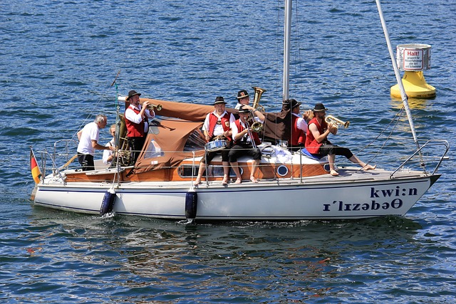 动作过大 动作过大